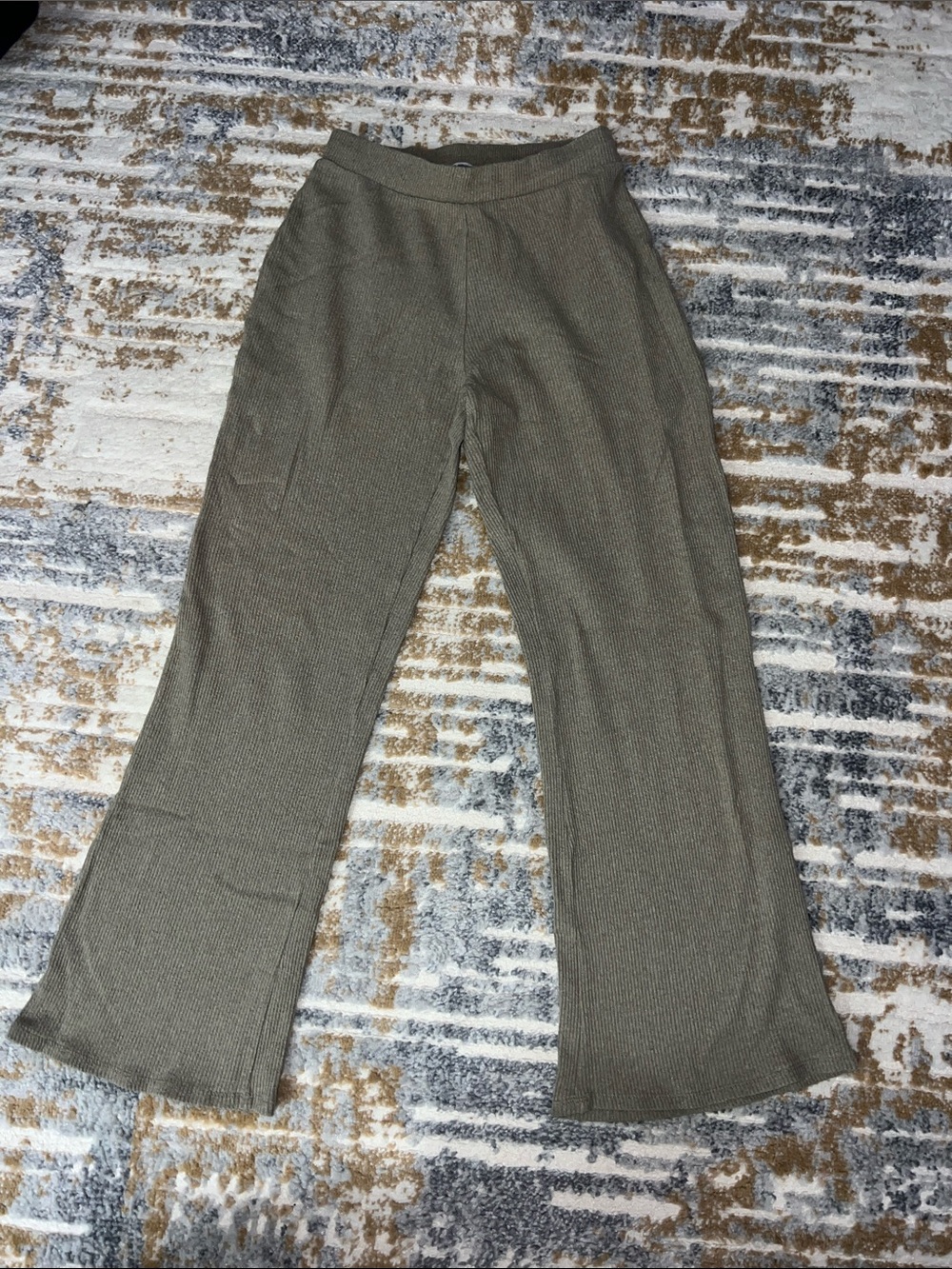 Zara Ribbed Knit Pants in Olive Green